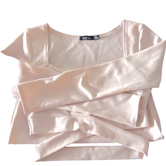 5/25$ ✨ Baby Pink Two Pieces Skirt Set - Picture 2 of 8